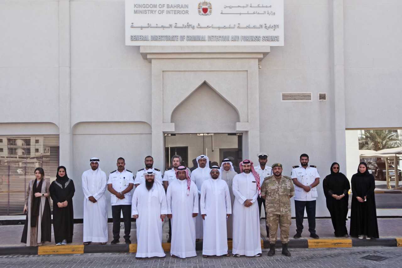 بالتعاون مع النيابة العامة وهيئة تنظيم سوق العمل.. المباحث والأدلة الجنائية تنظم دورة تدريبية حول مكافحة الإتجار بالأشخاص للعاملين بالصفوف الأمامية<